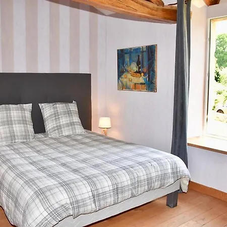 Maison De Charme En Pierre Au Coeur De Moleres Avec Piscine Chauffee - Fr-1-824-16 * Molieres (Dordogne)